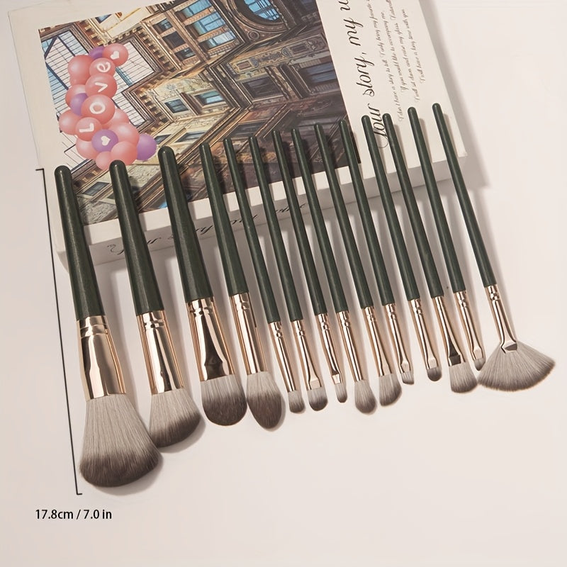Ensemble de 14 pinceaux