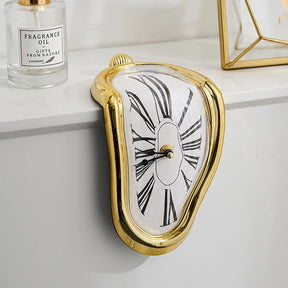 Horloge fondante inspiration Dali