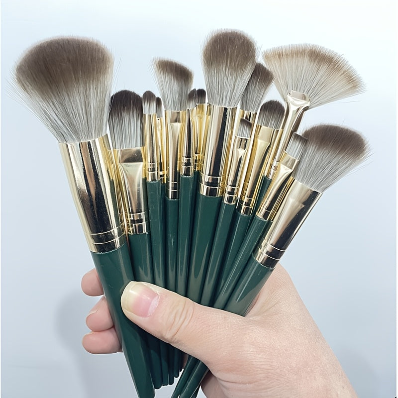 Ensemble de 14 pinceaux